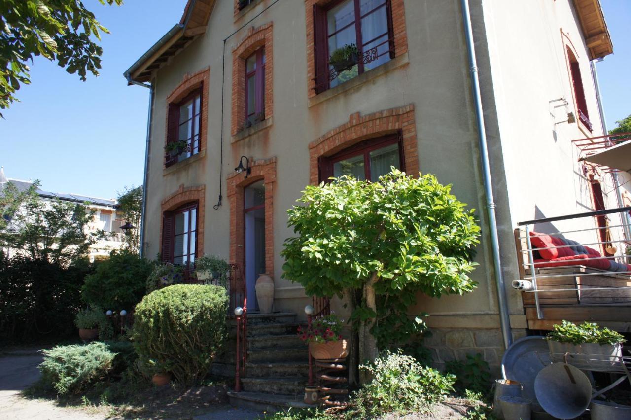 Mas Terre Chambres D'Hotes Lezoux Exterior photo